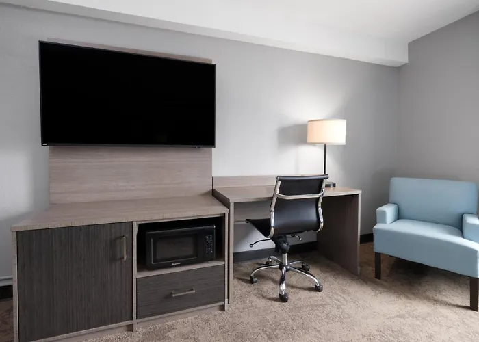 Garner Hotel Virginia Beach North By Ihg
